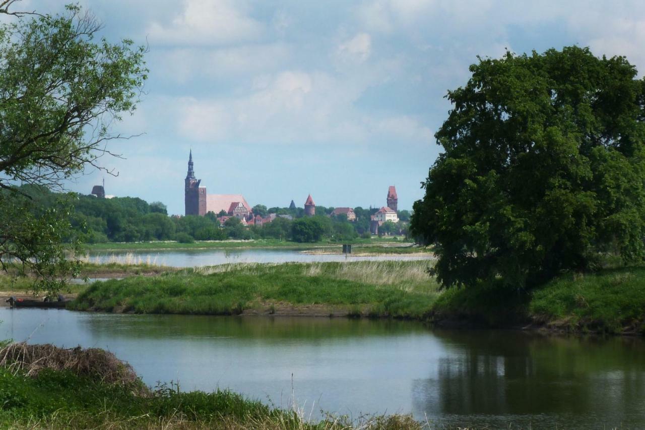 Ferienhaus Marktstrasse Tangermünde Esterno foto